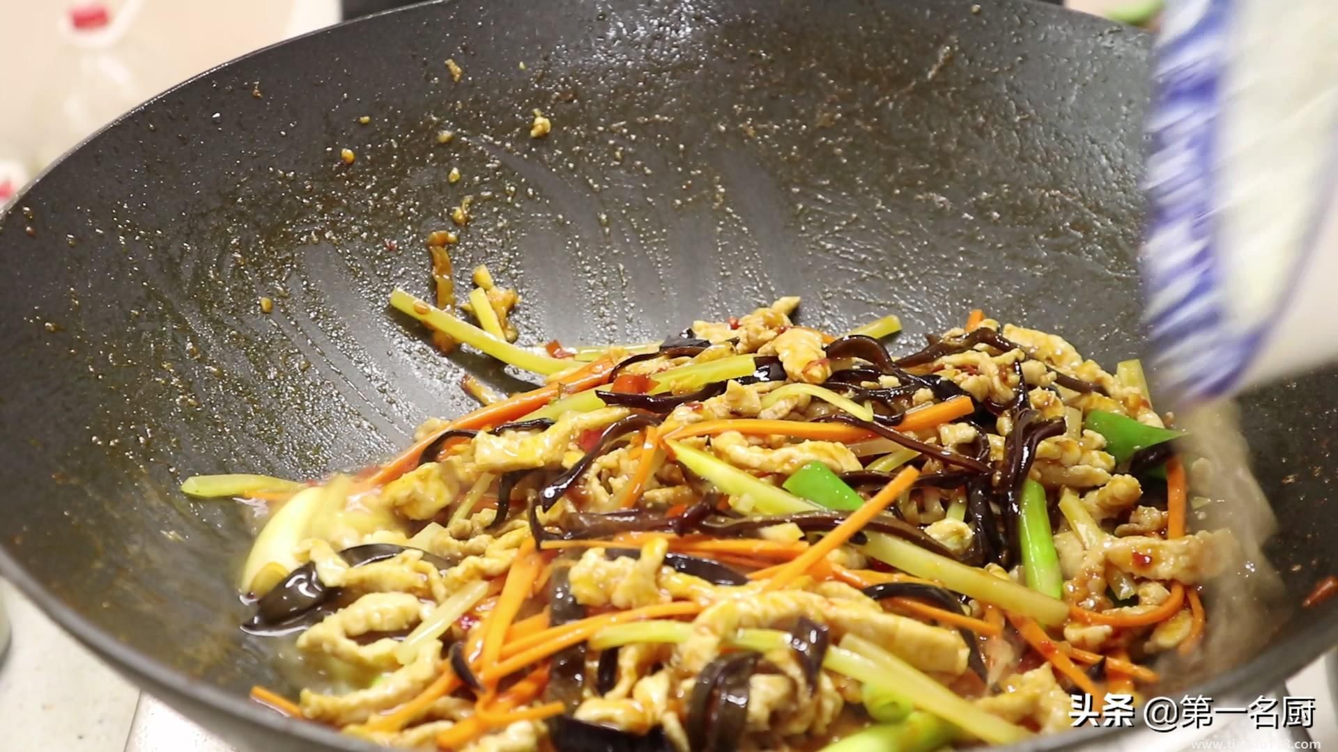 魚(yú)香肉絲的做法(魚(yú)香肉絲怎么做)(圖15) 魚(yú)香肉絲的做法(魚(yú)香肉絲怎么做)(圖15)